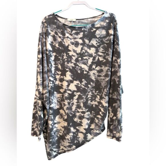 Easel Los Angeles Stars Soft Knit Dolman Sleeve Top Gray Off White Size Medium - Picture 1 of 5